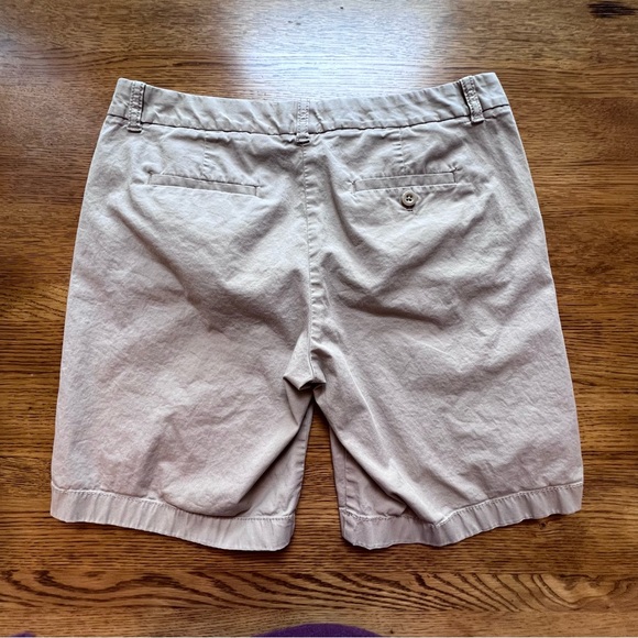 ⭐️ J. Crew Bermuda Shirts Khaki Color Size 8 - Picture 9 of 11